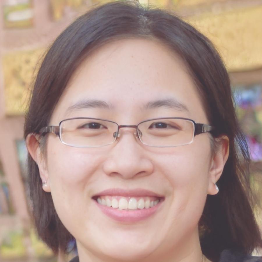 Dr. Annika Feldmann - Leitende Finanzanalystin